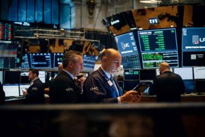 Borsa europea in calo: Francoforte segna un -0,44%