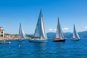 La 5ª edizione del Nastro Rosa Tour parte da Venezia: un viaggio tra sport e solidarietà