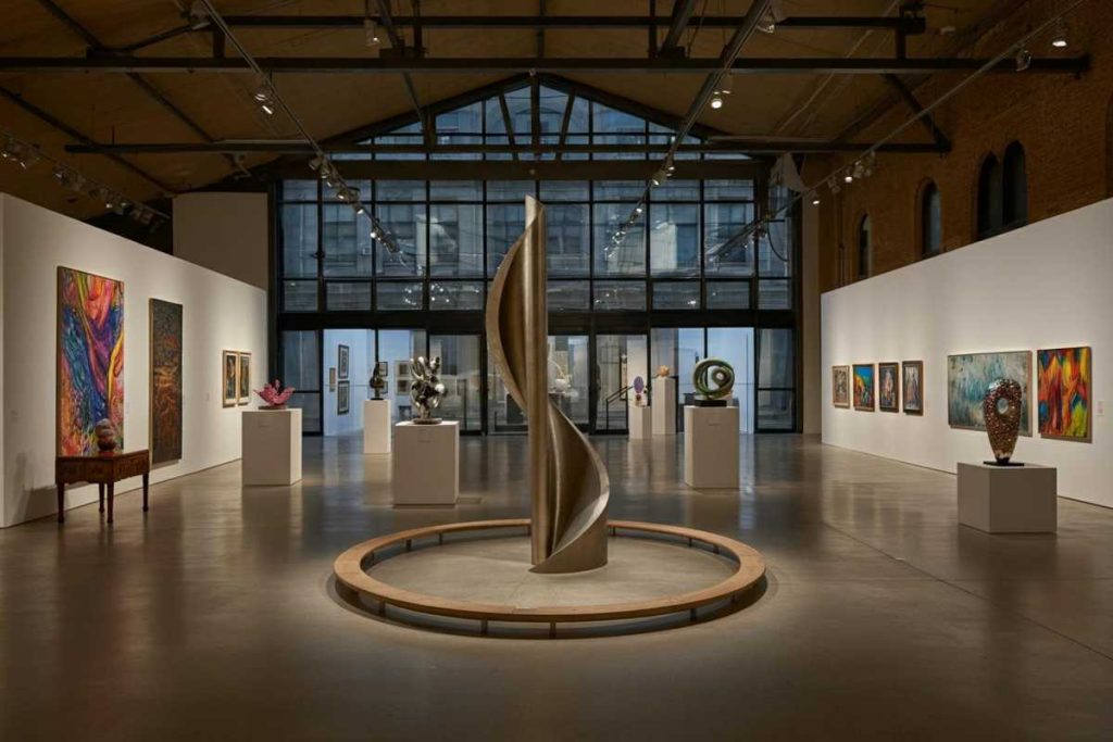 Vent'anni di creatività: il viaggio della Galleria Pieroni al Maxxi con Merz e Pistoletto