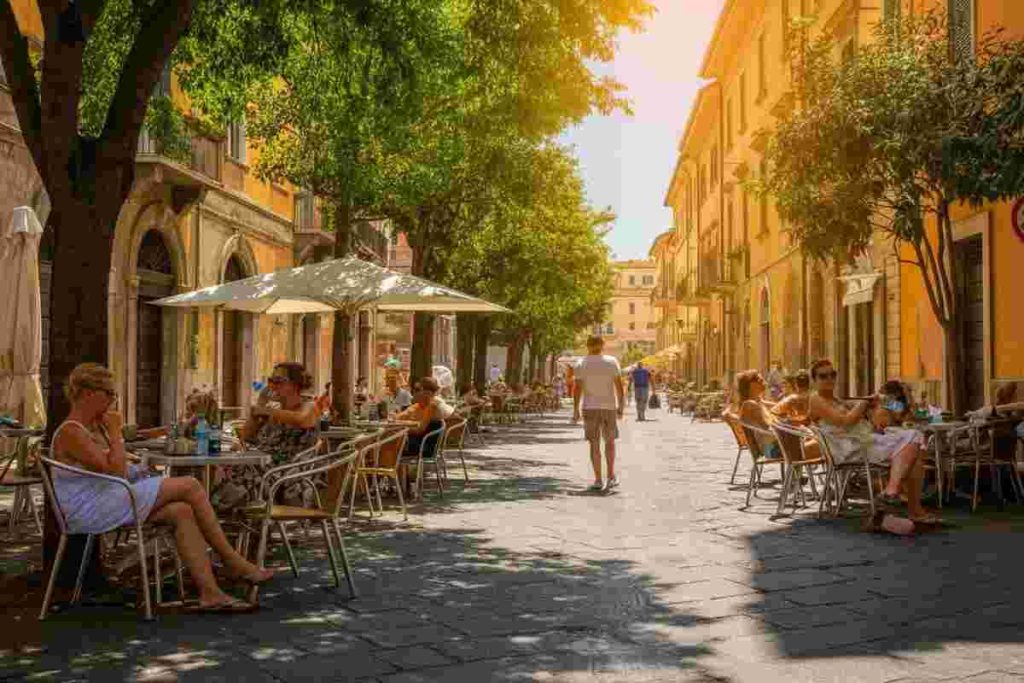 Allerta rossa: 16 città a rischio, il caldo torrido non si ferma