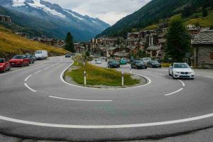 Diminuzione delle auto in Ue: in Valle d'Aosta si supera la media con oltre 2 veicoli per abitante