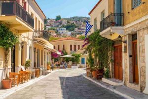 In Grecia gli affitti brevi superano gli hotel: una rivoluzione nel settore turistico