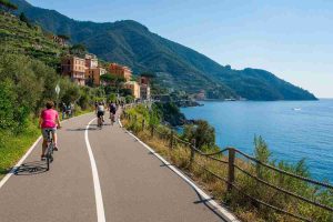 Liguria trionfa al Green Road Award: gli 'oscar del cicloturismo' celebrano l'eccellenza della regione