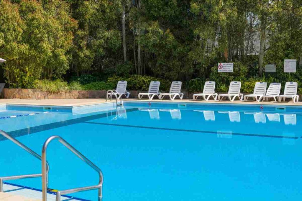 Malori in piscina: scatta il sequestro dell'impianto balneare
