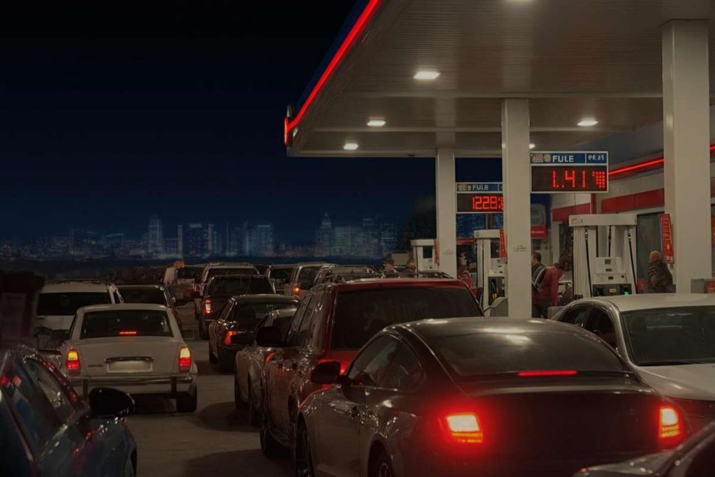 Prezzi dei carburanti in aumento: i massimi da aprile sorprendono gli automobilisti