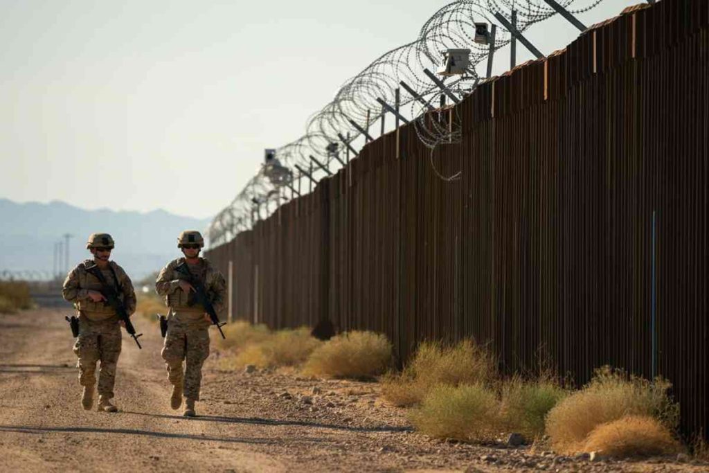 Primi arresti di migranti al confine Messico: l'intervento dell'esercito Usa