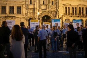 Schlein invita Meloni a esprimere il suo dissenso alle urne