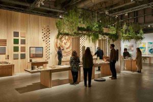 Sostenibilità al centro: i pannelli ecologici del Gruppo Saviola per Triennale Milano e Biennale Architettura