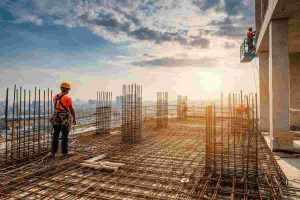 Tragedia in cantiere: giovane operaio perde la vita in un drammatico incidente