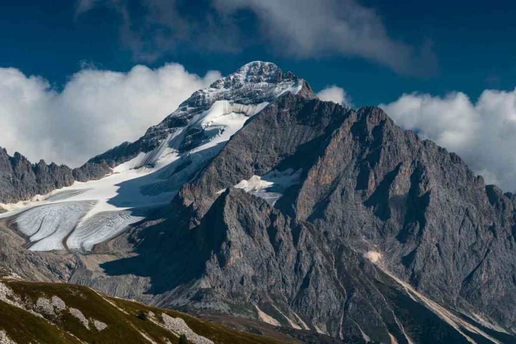 Tragedia sul Monviso: ritrovati i corpi dei due alpinisti dispersi
