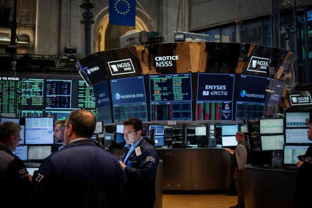 Borsa europea in calo: Francoforte registra la peggiore performance con un -1%
