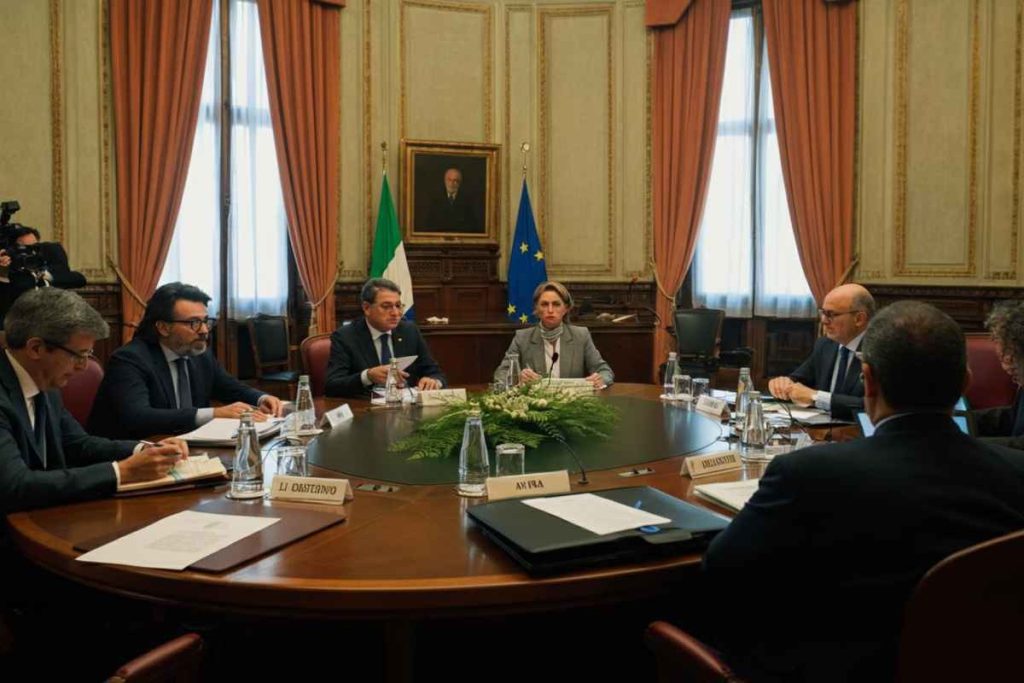 Meloni incontra i leader della maggioranza: preparativi per le Regionali di mercoledì