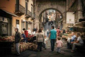 Schlein: la ricetta per il futuro del paese tra sanità, salario minimo e supporto alle famiglie