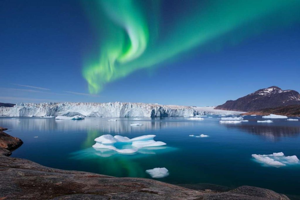 Scopri la Groenlandia: la prima guida italiana è finalmente qui