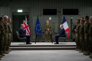Starmer e Macron: un'alleanza nucleare che avverte i nostri avversari