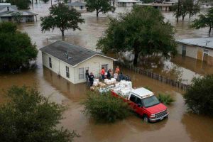Tragedia in Texas: il bilancio sale a 43 vittime, tra cui 15 bambini