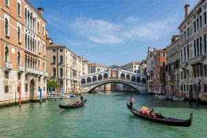 Zaia propone di valorizzare le peculiarità di Venezia nel dialogo con Roma Capitale