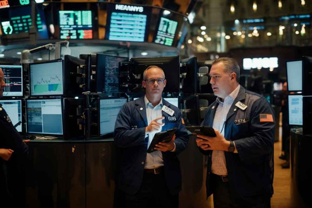 Milano in rialzo: Stm e Stellantis trainano la Borsa con un +0,69%