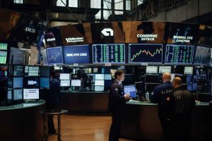 Milano inizia la giornata in crescita: Ftse Mib guadagna lo 0,34%