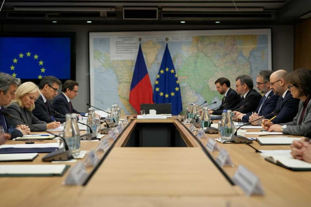 Costa colpisce: sanzioni per chi acquista energia dalla Russia