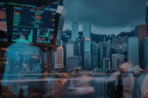 Hong Kong in rosso: la borsa apre con un calo dello 0,22%