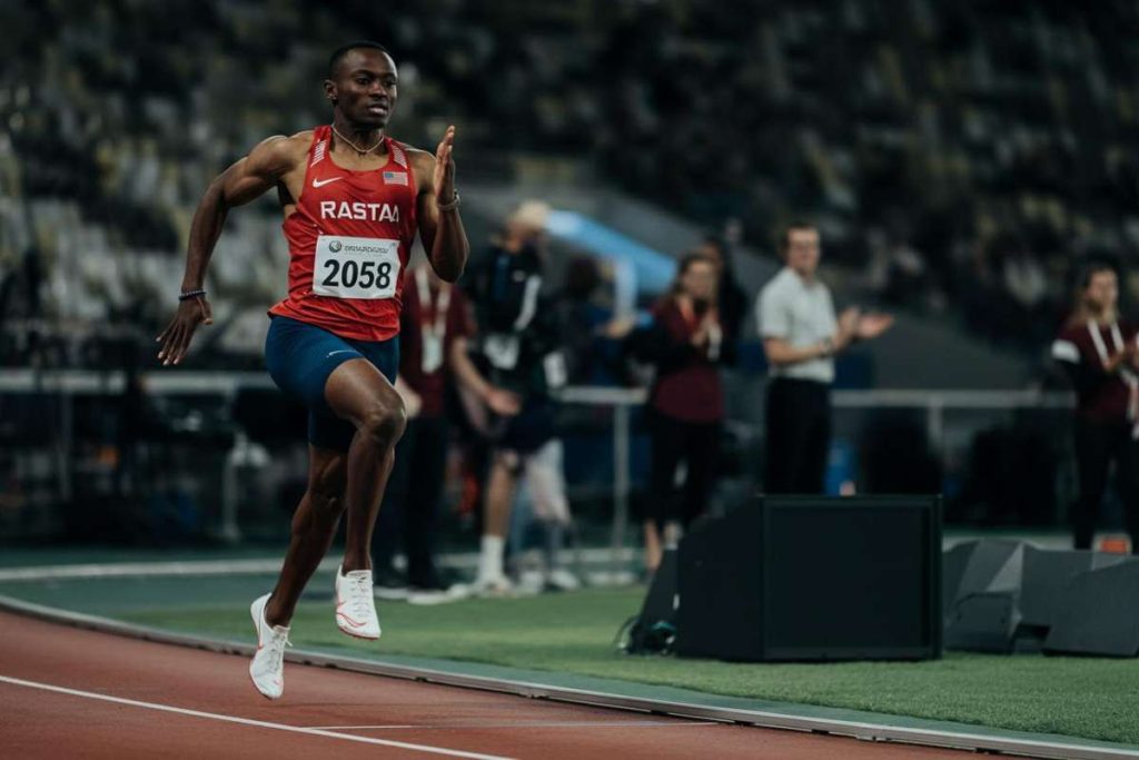 Jacobs si qualifica per le semifinali dei Mondiali di atletica con un 10''20 nella batteria dei 100 metri