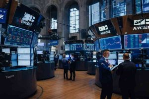 L'Europa accelera: Milano e Parigi guidano la corsa della Borsa