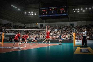 Le azzurre volano in finale dopo una storica vittoria contro il Brasile 3-2