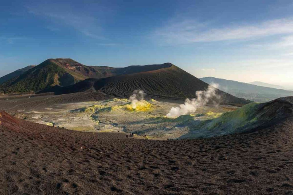 Terremoto ai Campi Flegrei: magnitudo 4 scuote la regione