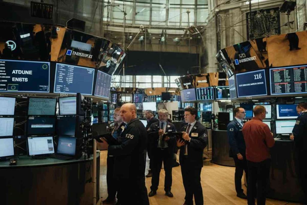 Borsa europea in equilibrio instabile: Londra segna un -0,1%