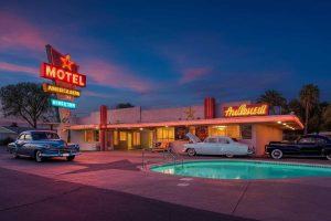 Da rifugio a icona: i 100 anni del motel tra sogni on the road e cultura pop