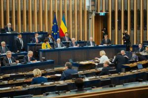 Lfi fallisce nel tentativo di sfiduciare il governo Lecornu