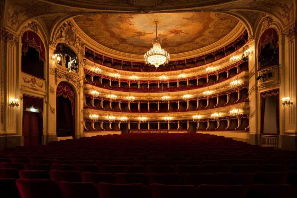 San Carlo: Manfedi perde la battaglia legale al Tribunale