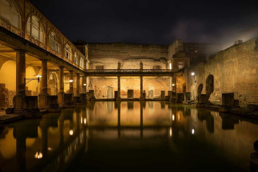 Scopri il fascino notturno delle Terme di Caracalla con visite serali imperdibili