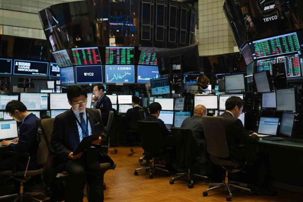 Tokyo in rosso: la borsa apre in calo dello 0,97%