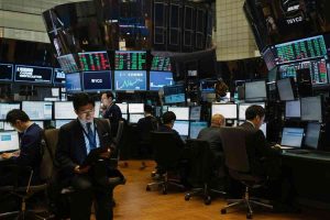 Tokyo in rosso: la borsa apre in calo dello 0,97%