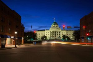 Usa in crisi: il governo entra ufficialmente in shutdown