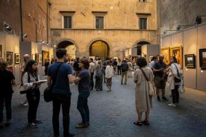 Weekend di arte: da Newton a Scianna, scopri le mostre imperdibili