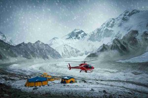 Caccia ai dispersi: alpinisti italiani nel mirino delle montagne nepalesi