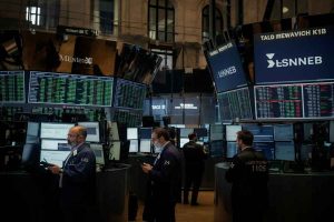 Campari in crisi: preoccupazioni per la possibile vendita di azioni da Lagfin