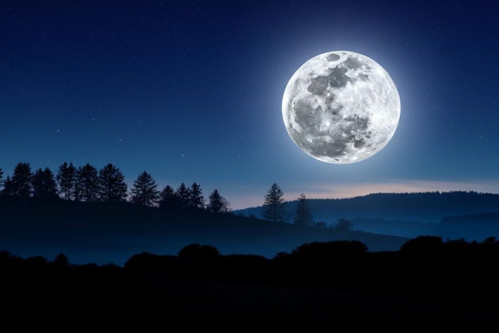 Il 5 novembre ci attende la Superluna più spettacolare del 2025