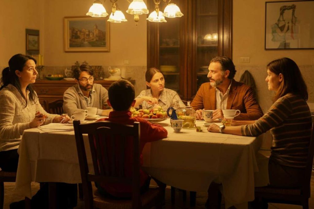 Reddito disponibile reale in Italia: un passo indietro rispetto al 2008 nel 2024