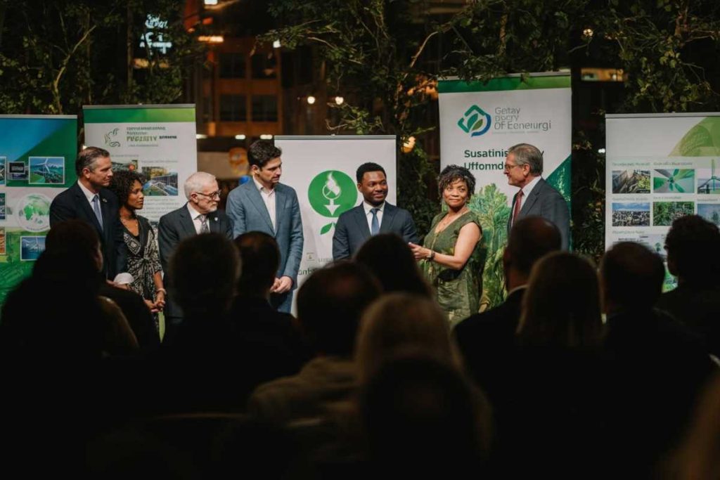 Sostenibilità: il potere del dialogo tra imprese e amministrazioni locali nel Cresco Award