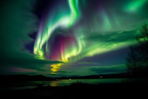 Tempesta geomagnetica di classe G3: cosa significa e come ci colpirà